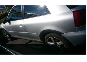 Kunststoff Anhänger Kotflügel für AUDI A3 HATCHBACK 3-Türen 1996-2003